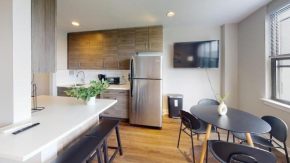 Avenue A810 Epic 2br, Pool, Gym, Parking